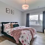 Beautiful Home In Moncton North!