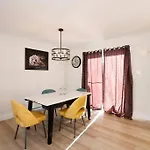 Luxury Home In Moncton