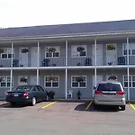Midtown Motel & Suites