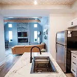 Cozy One Bedroom Apartment- Downtown Moncton