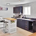 Entire Suite Near Yqm, Nbcc, Champlain Mall And Moncton Hospital
