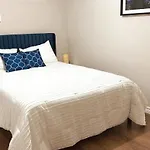 Cozy Comfort Home In Moncton