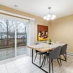 Cozy And Comfortable 2 Bedroom House