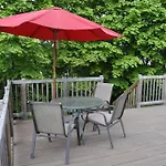 Moncton Suites - Downtown 81 Maple