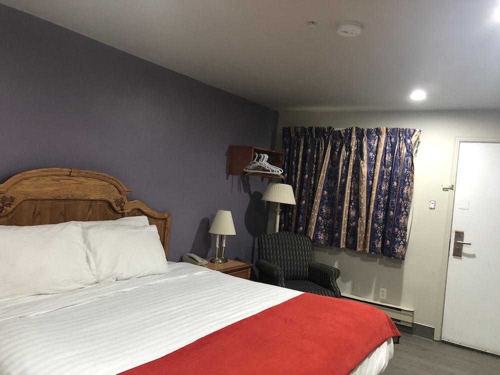Hotel Thriftlodge By Wyndham 2*