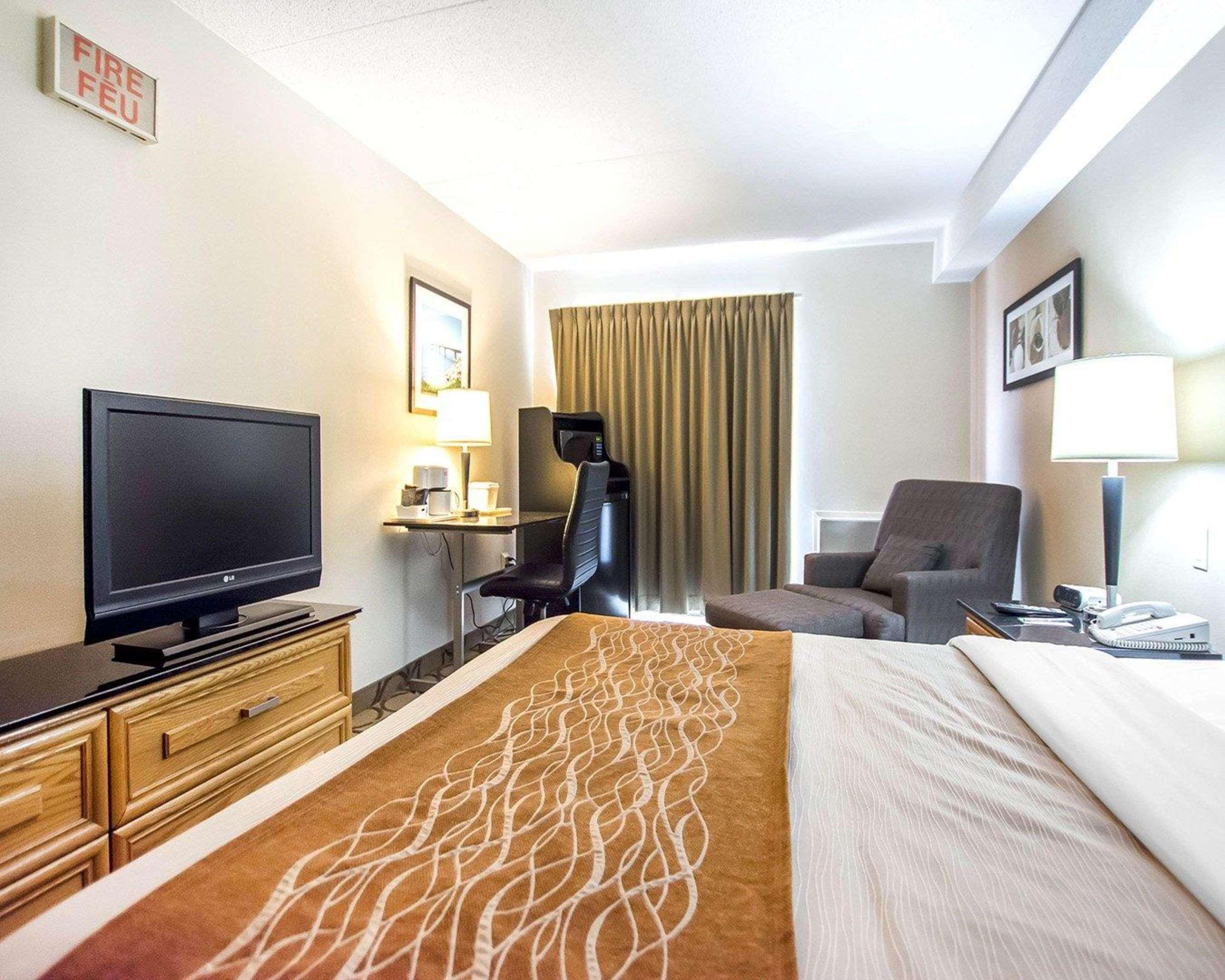 Comfort East Inn