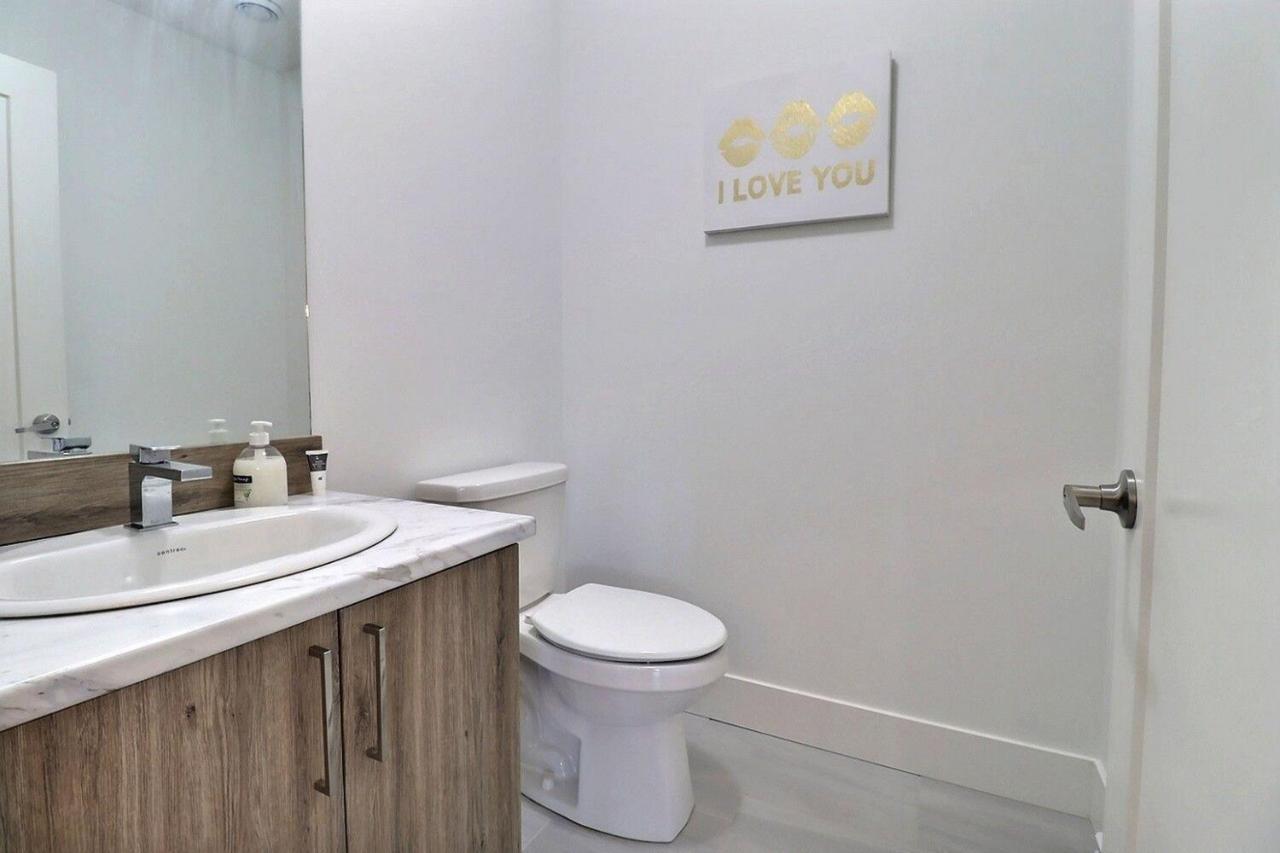New 3 Bedroom House In A Quiet Neighbourhood By Globalstay Holiday home Moncton