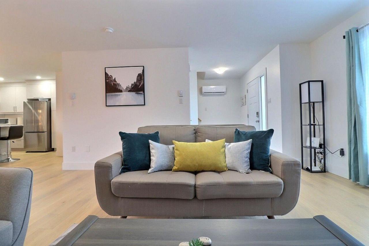 New 3 Bedroom House In A Quiet Neighbourhood By Globalstay *