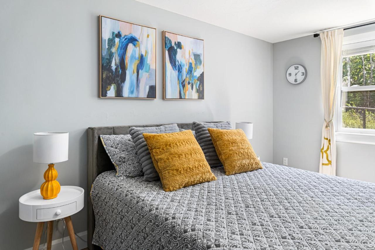 Apartment One Bedroom North !