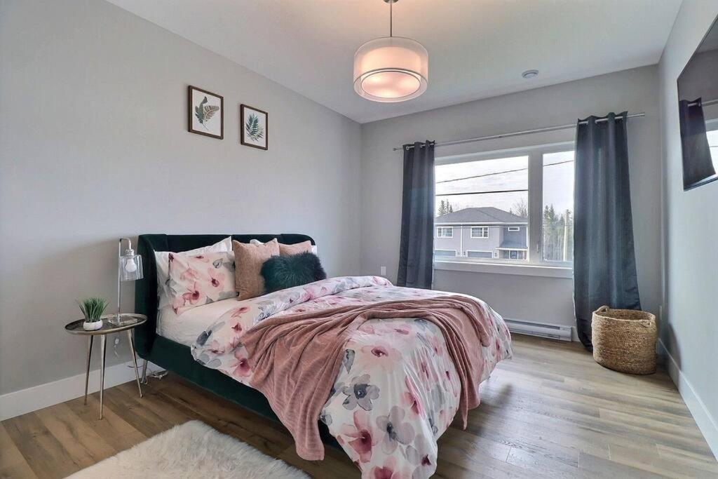 Beautiful In North! Apartment
