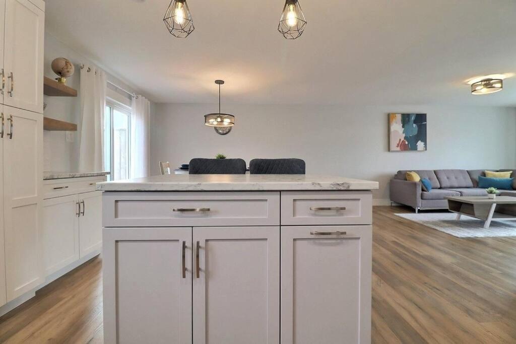 Apartment Beautiful In North!
