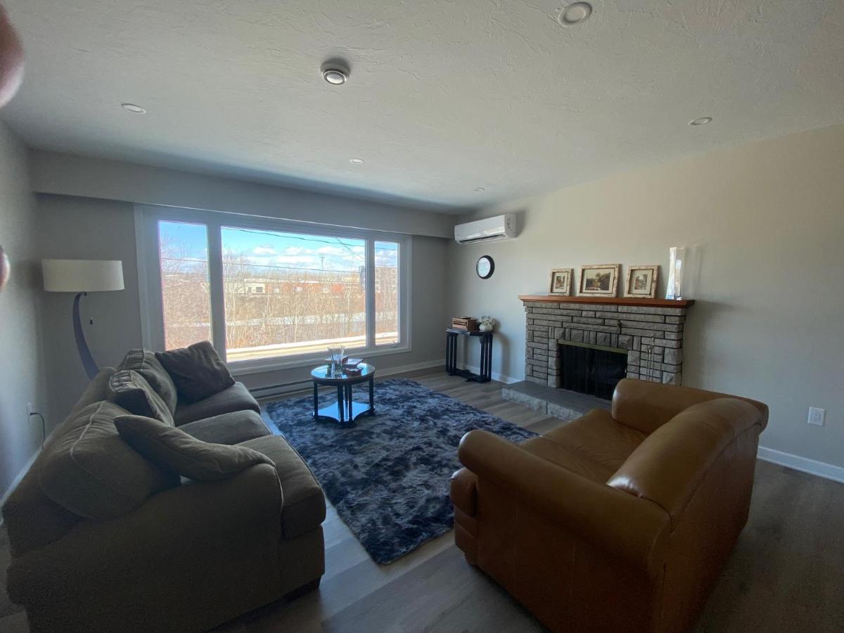Private Lakeview House- Westmount Homestay Moncton