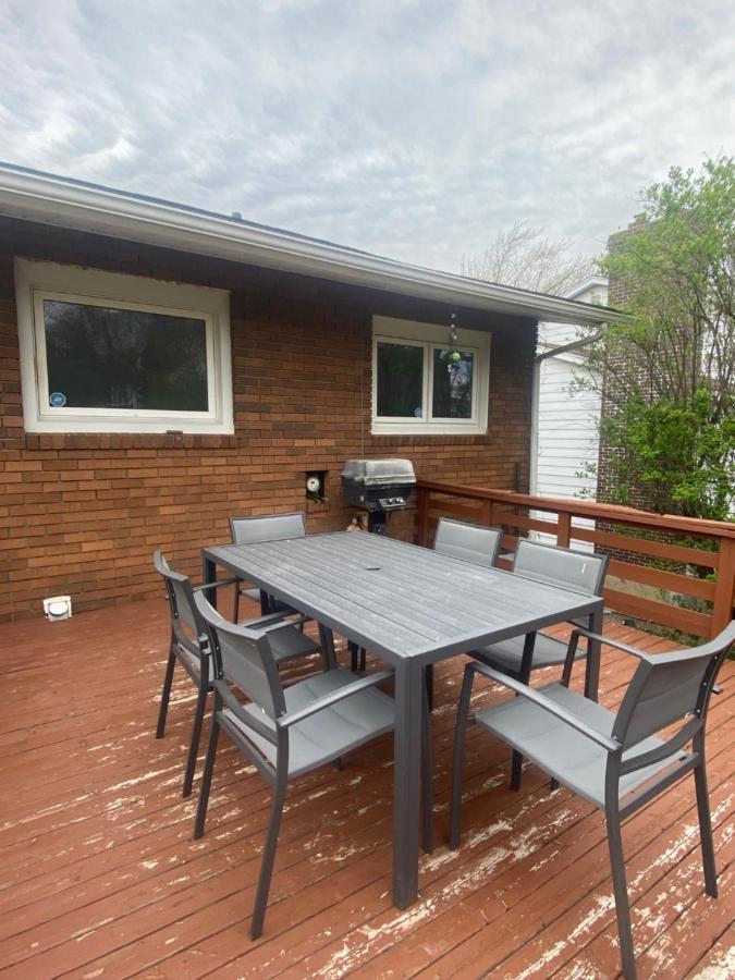 Private Lakeview House- Westmount * Moncton