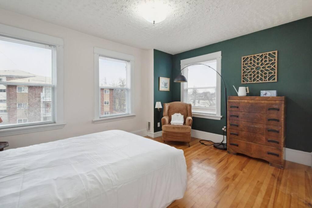 Holiday home Spacious & Cozy In Highfield St *