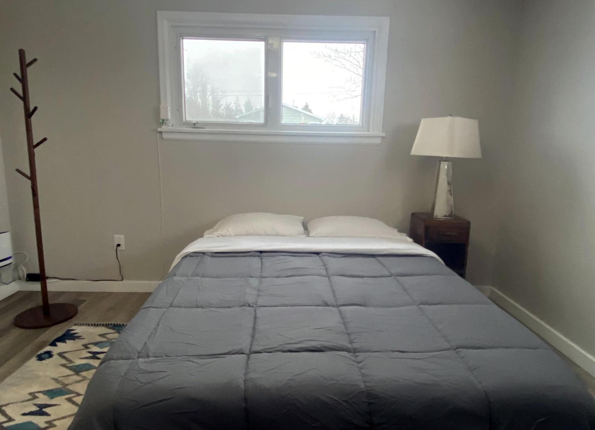 Private Lakeview House- Westmount Moncton