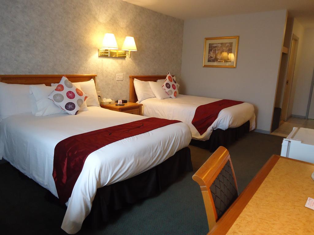 Thriftlodge By Wyndham Hotel