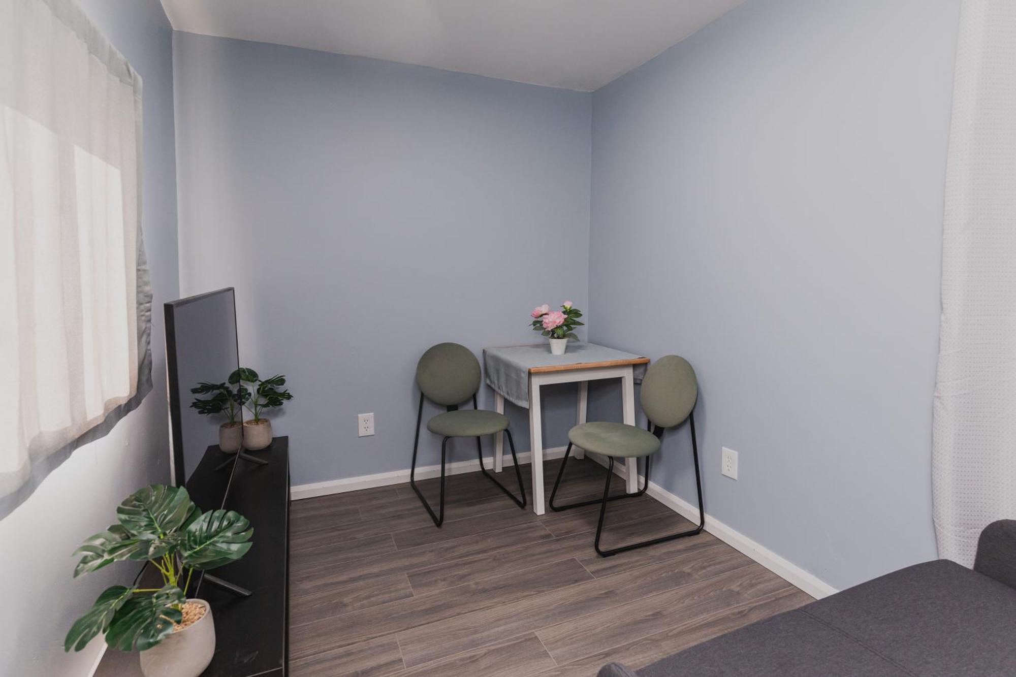 Avenir Centre - Large Garden 4-week At 2-week Price Moncton