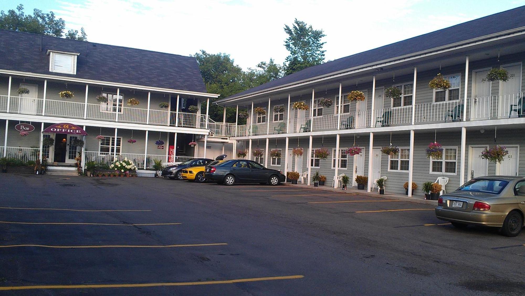 Midtown & 2* Moncton