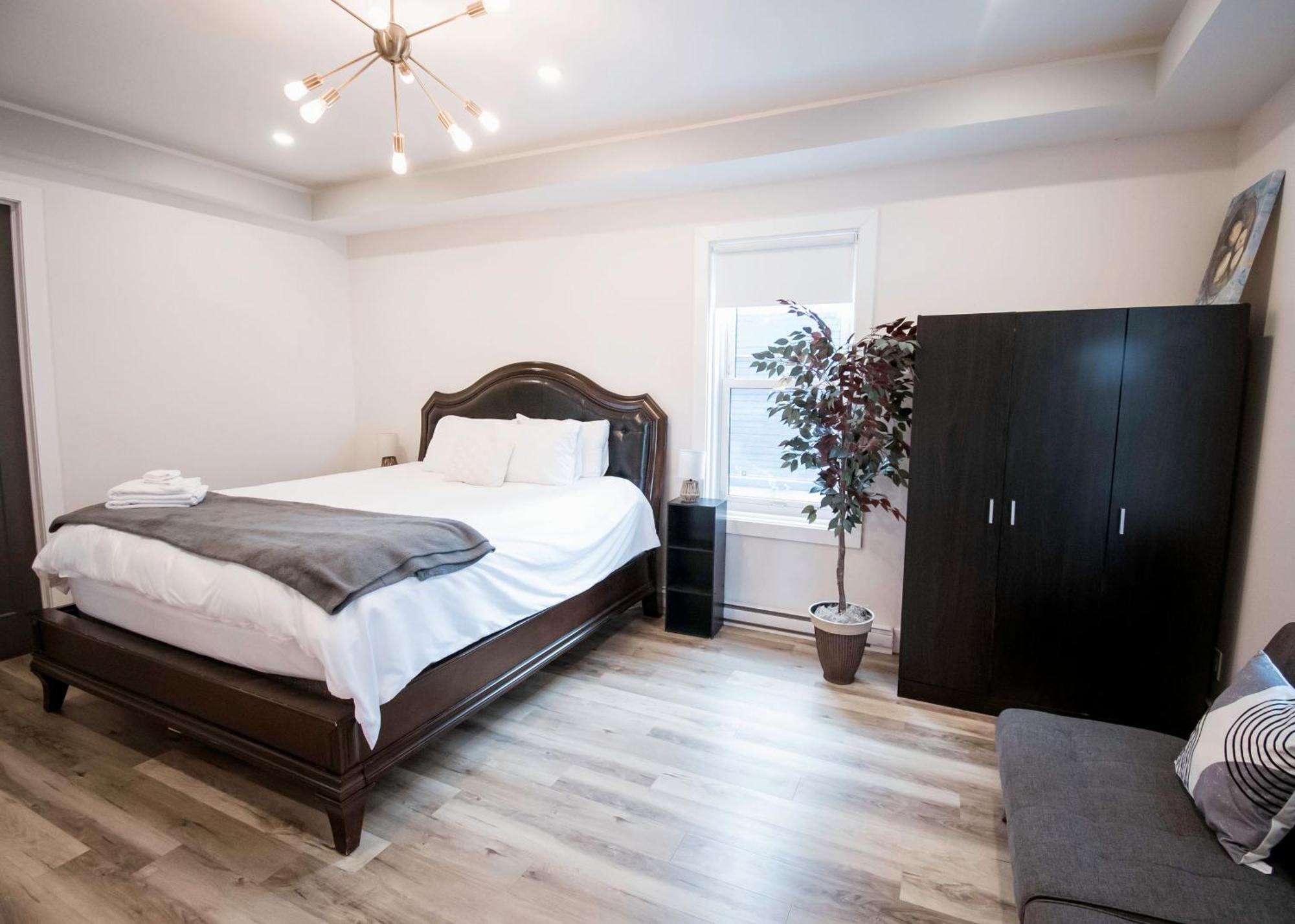 Cozy One Bedroom Apartment- Downtown Moncton