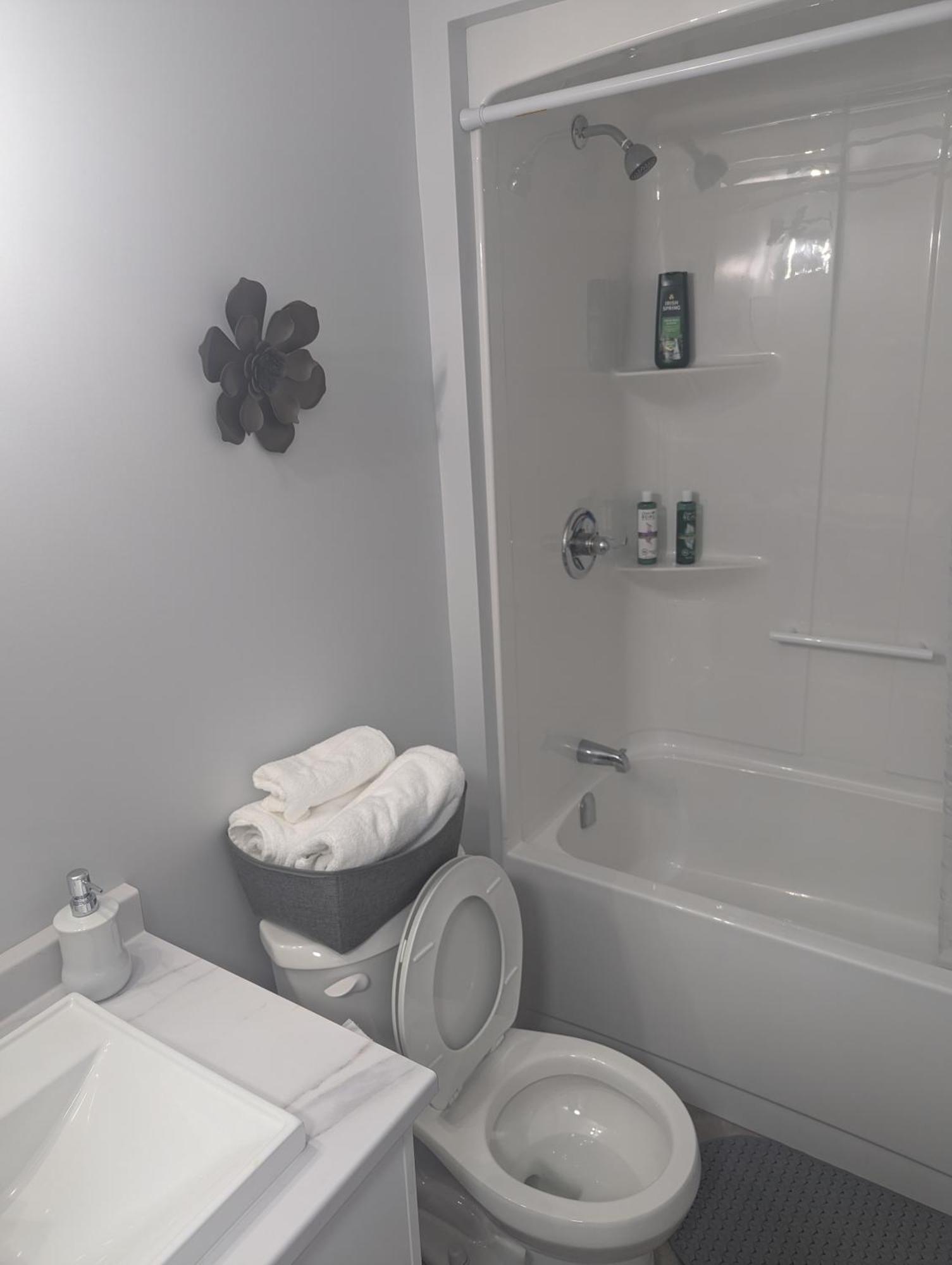 Apartment Premium Cozy In A Serene Area Near Casino Moncton