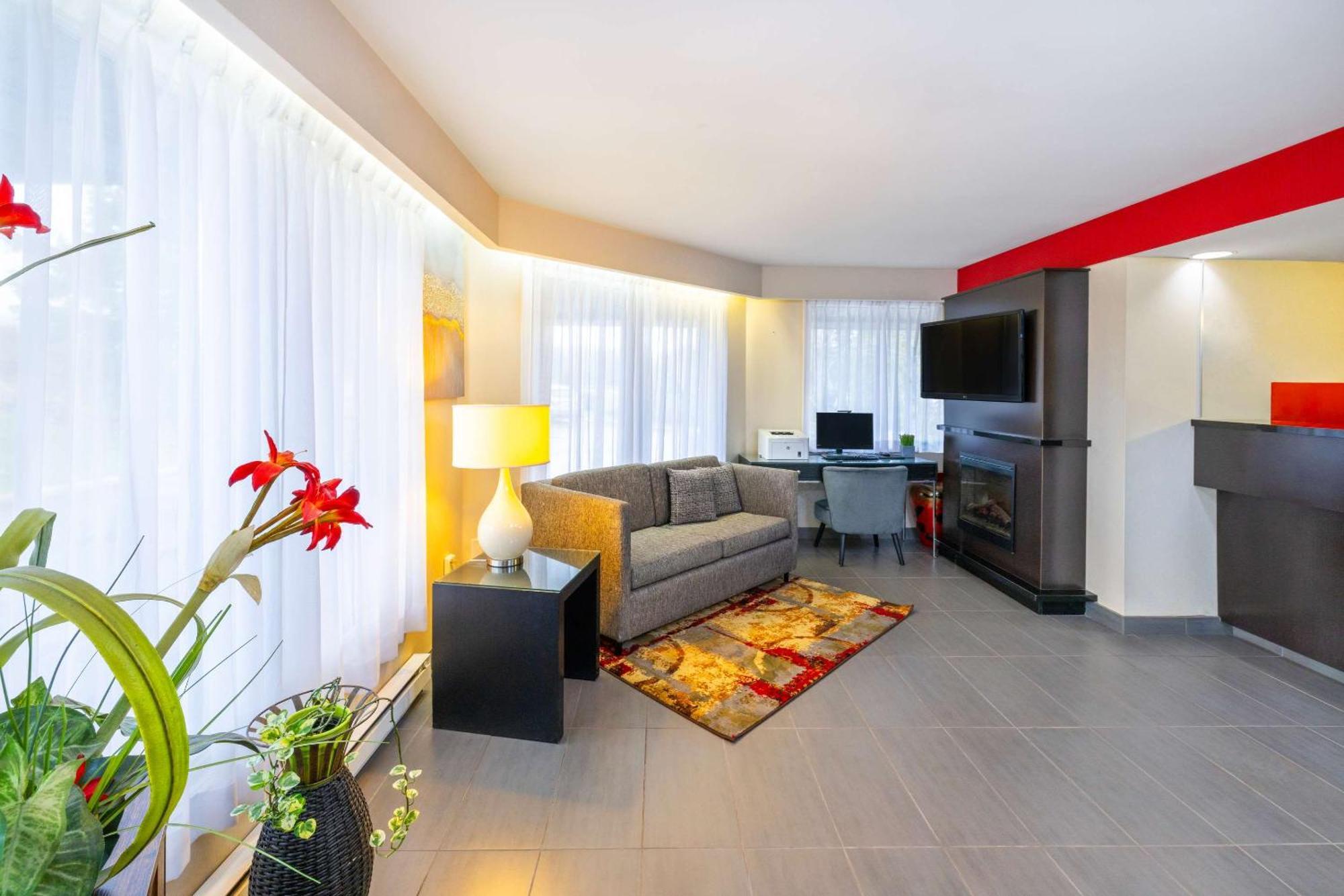 Inn Comfort East