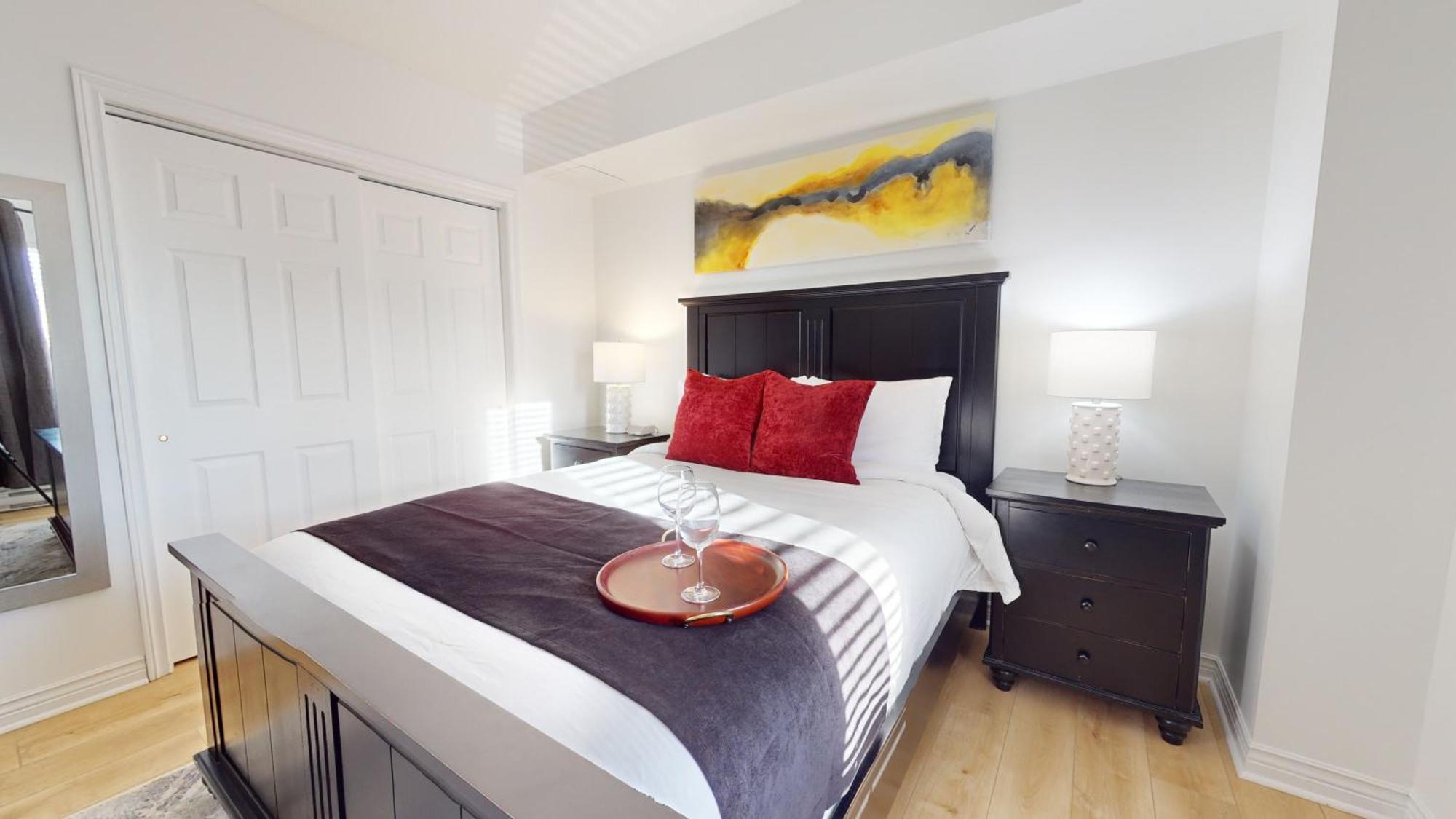 Premiere - Moncton, Assomption Boulevard Apartment *