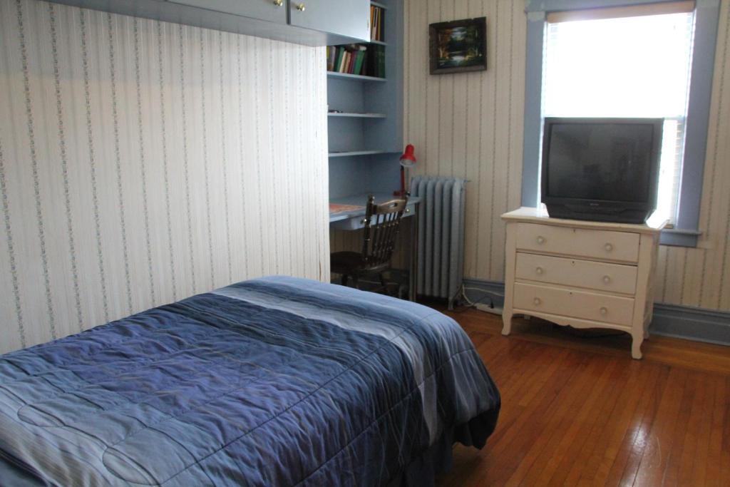 Leah Jane's Bed & Breakfast Moncton