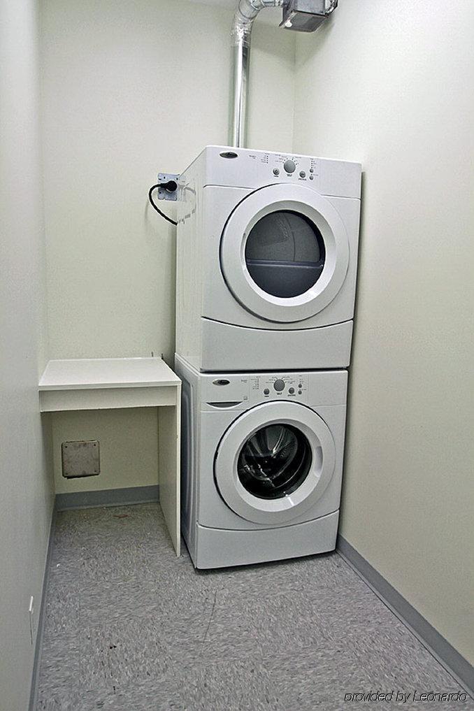 Quality Inn 2*