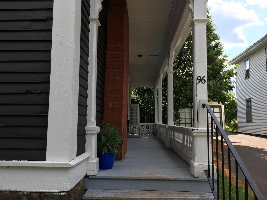 Apartment Downtown Two Bedroom Heritage