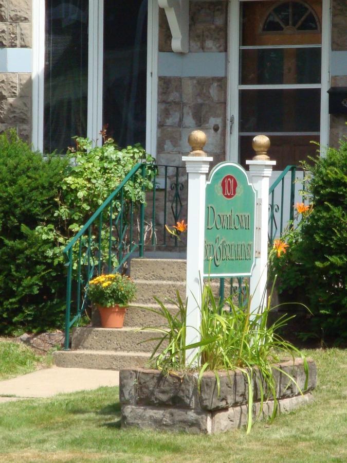 Bed & Breakfast Downtown Bed & Breakfast