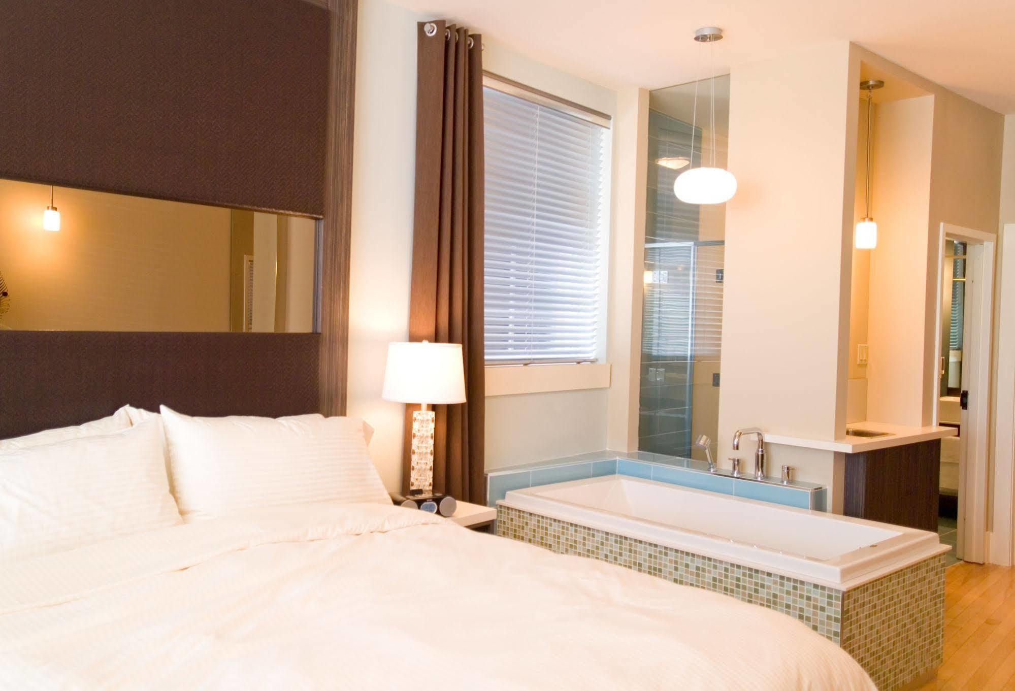 St Gate By Bower Boutique 4* Moncton