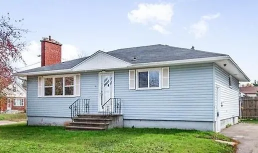 Lynn\'S Place