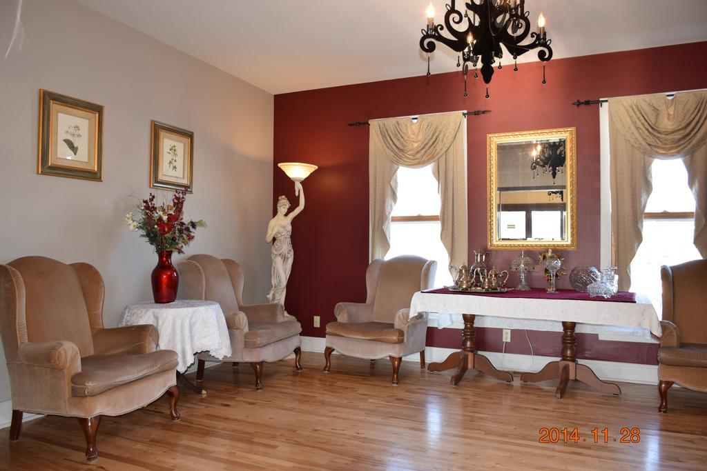 Wild Rose Hotel 4*