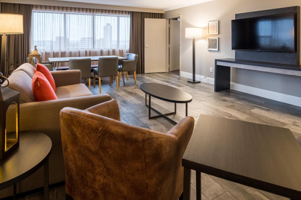 Hotel Crowne Plaza Downtown By Ihg 4*