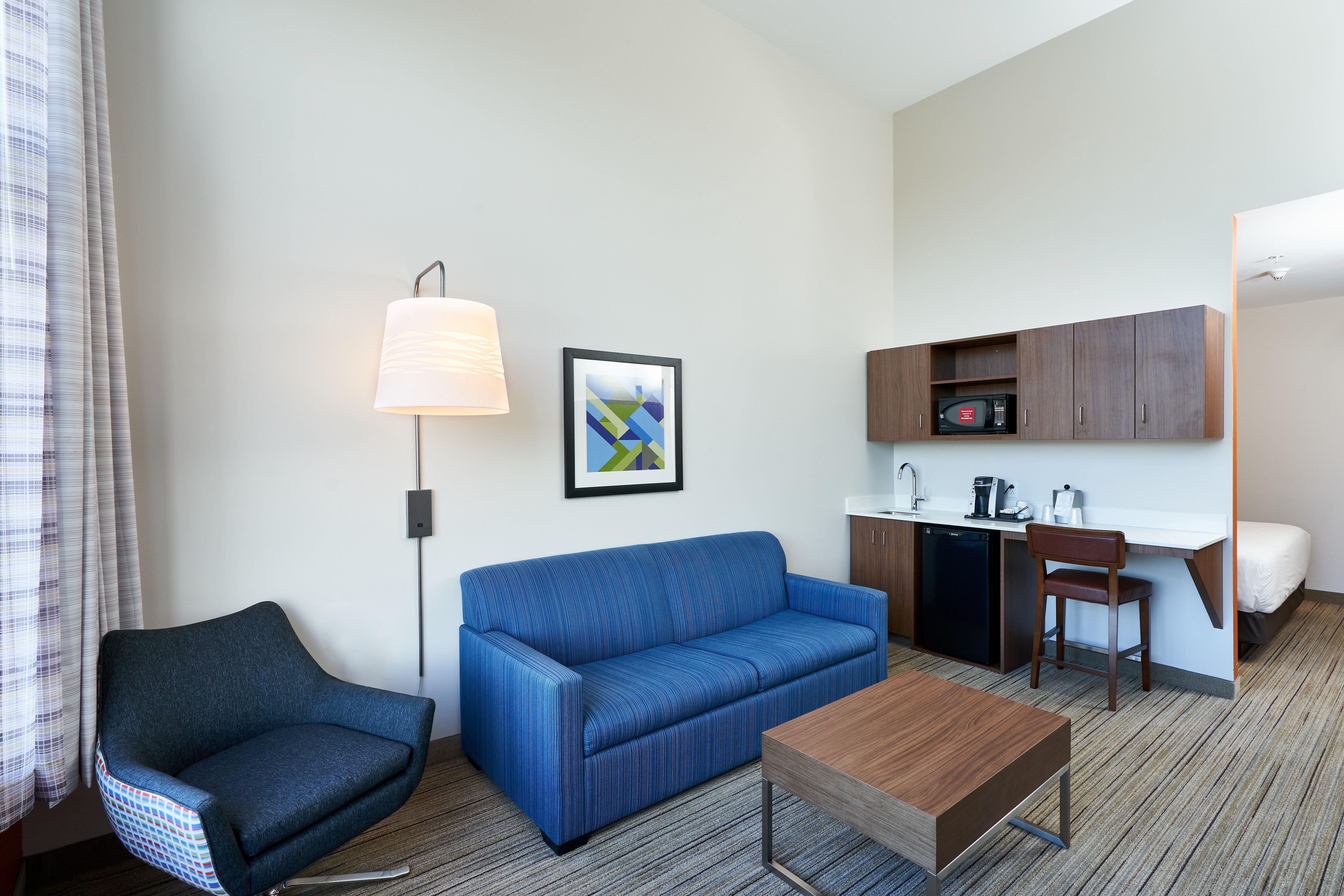 Hotel Express & Dieppe Airport By Ihg 2*