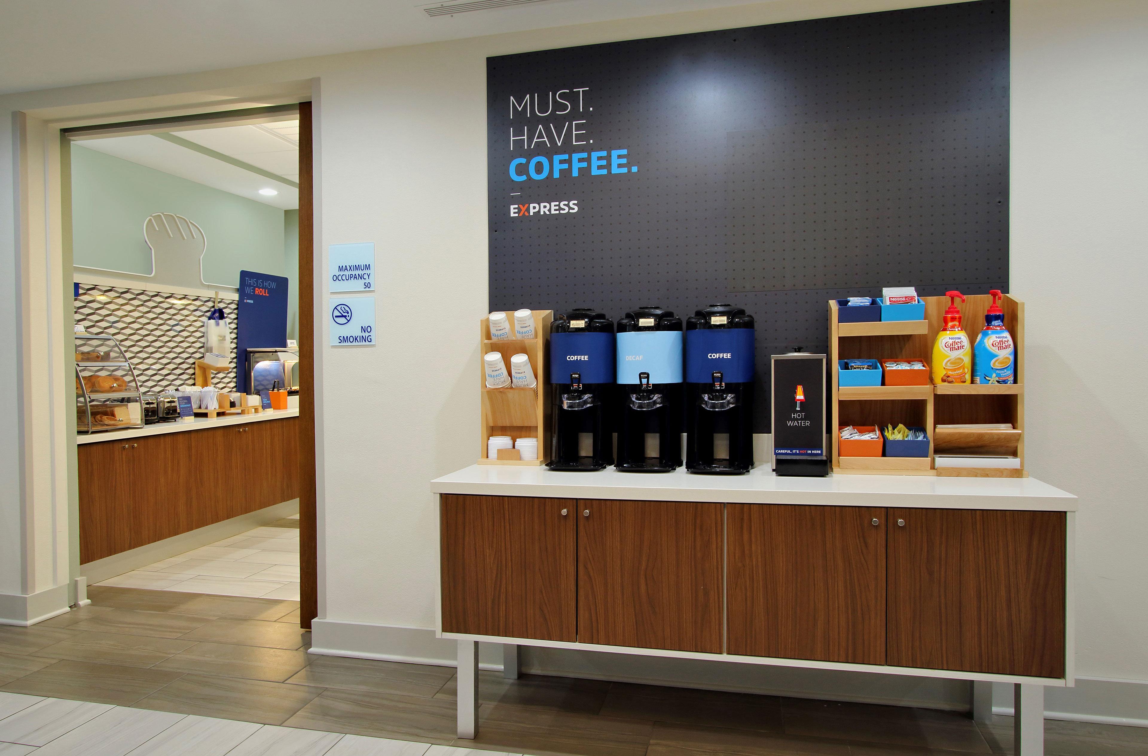 Express & Dieppe Airport By Ihg 2*