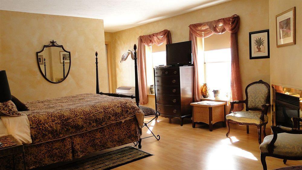 Wild Rose Hotel 4*