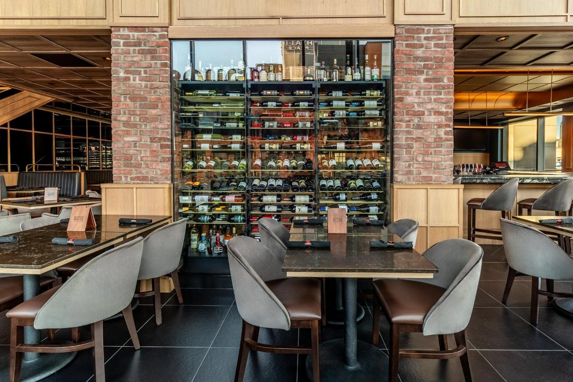 Hotel Crowne Plaza Downtown By Ihg 4*