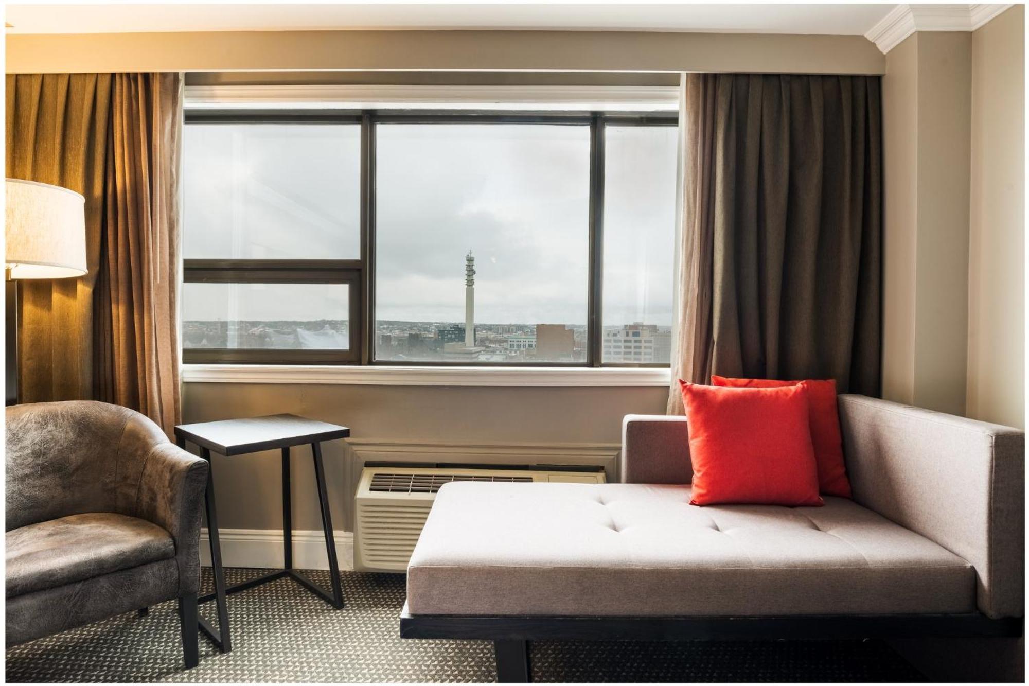 Crowne Plaza Downtown By Ihg