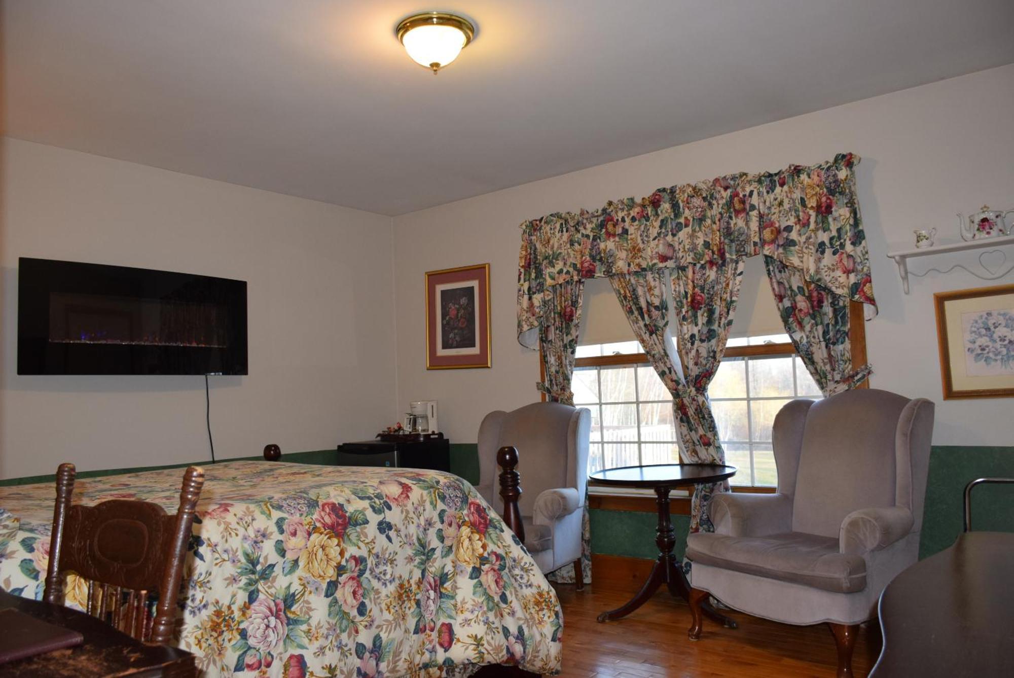 Wild Rose Hotel 4*