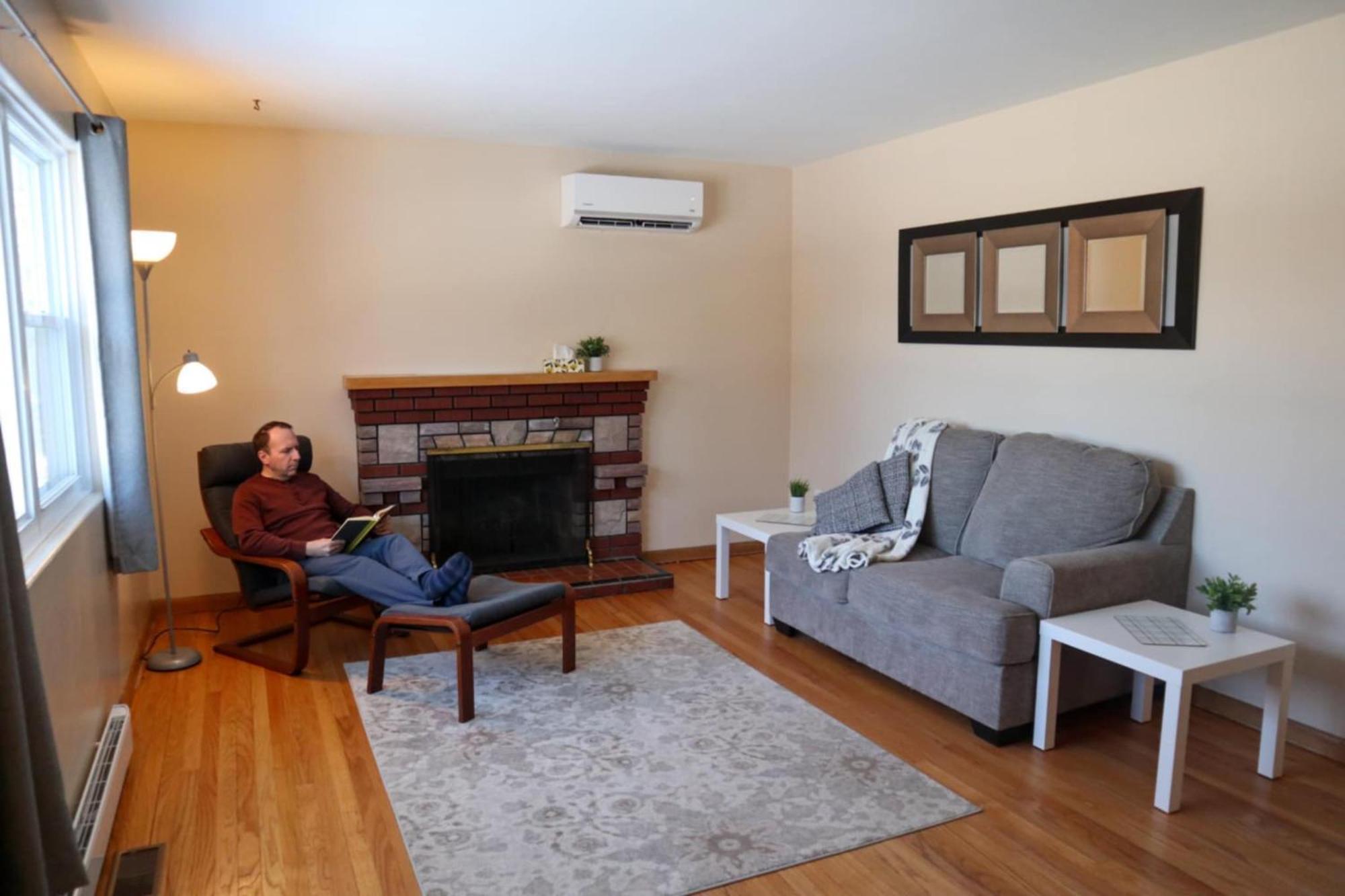 Lynn'S Place Moncton