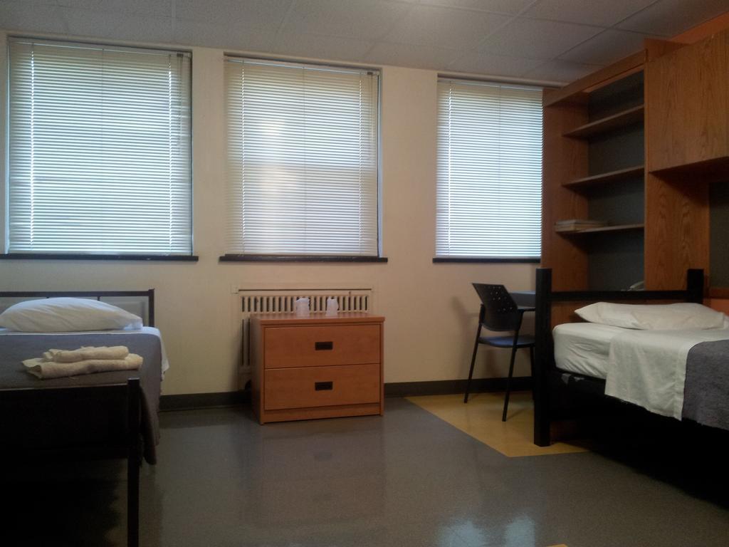 Universite De Hotel Moncton