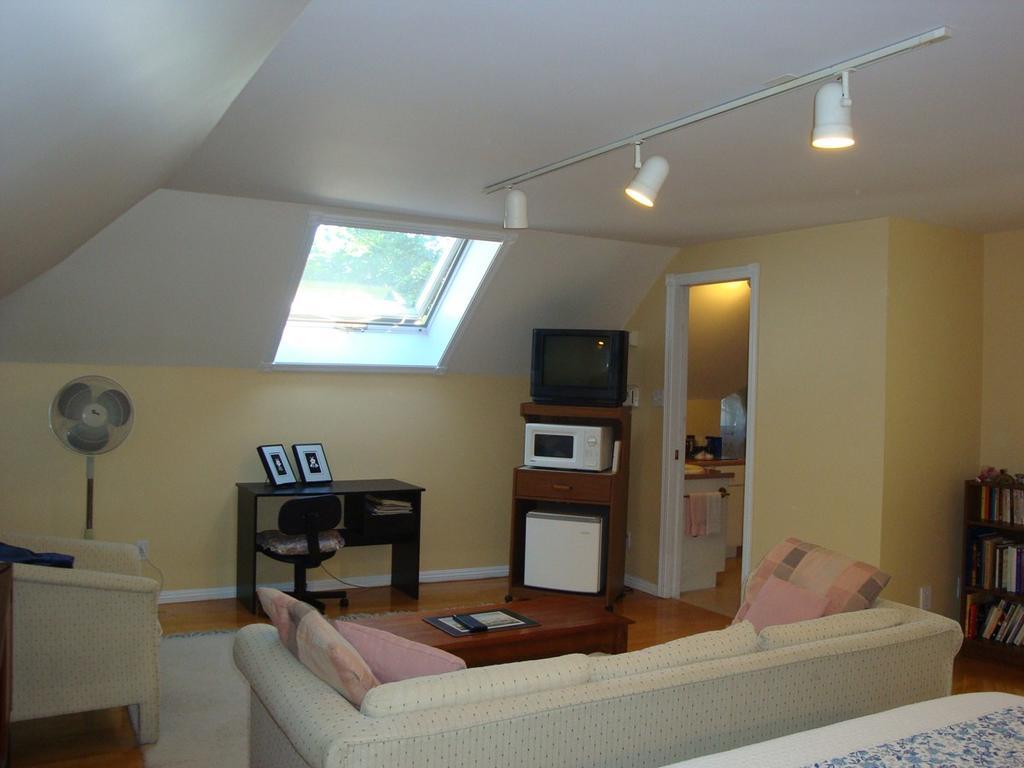 Downtown Bed & Breakfast Bed & Breakfast