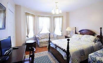 Glory Downtown 2* Moncton