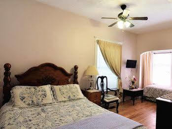 Hotel Glory Downtown 2*