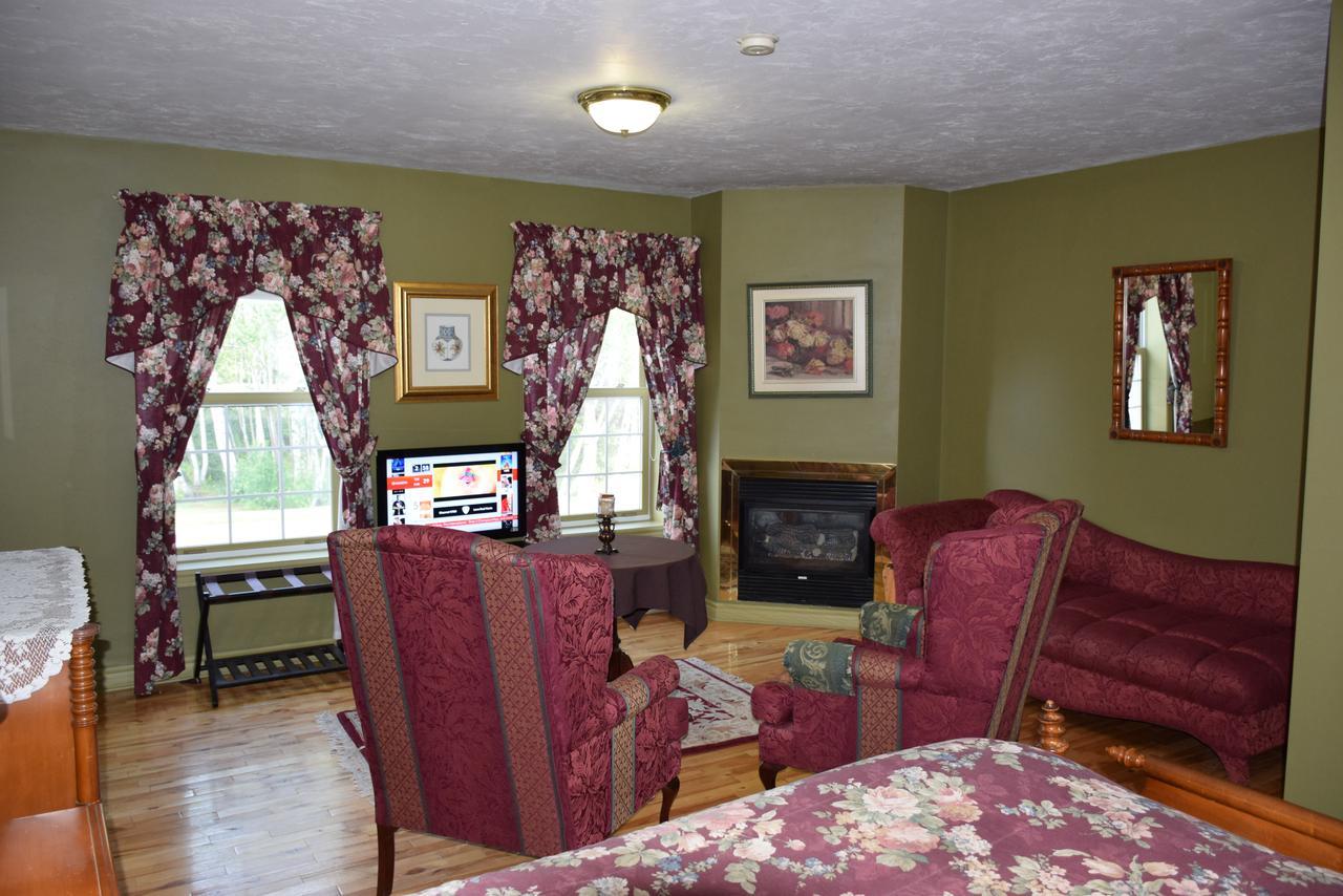 Hotel Wild Rose