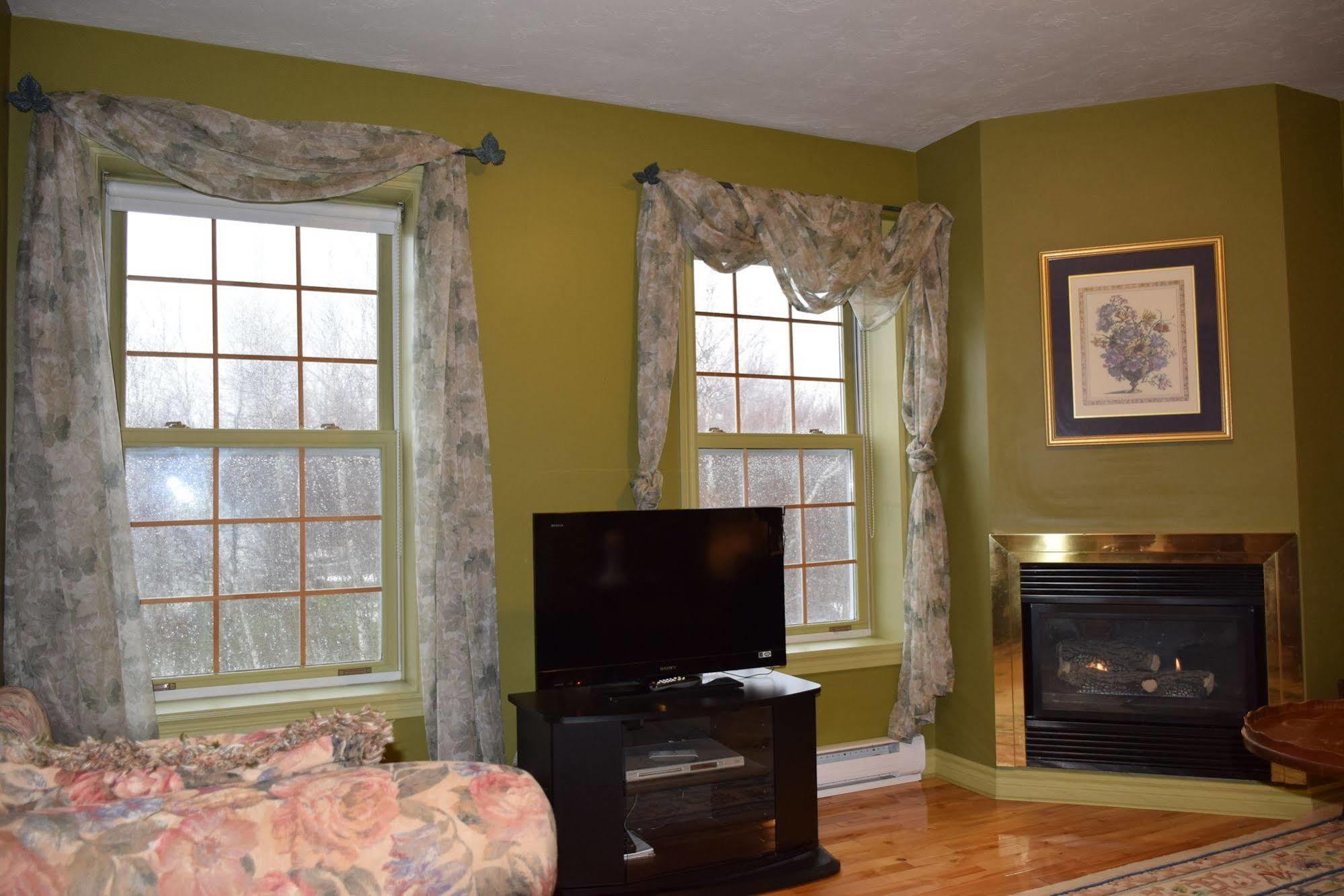 Wild Rose 4* Moncton